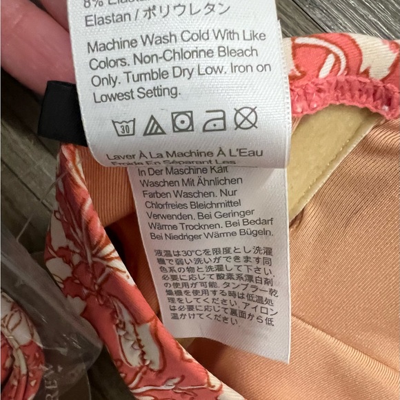 NWT J. Crew O-Ring Bandeau Bikini Top in Tossed Floral | Size Medium - Picture 8 of 8